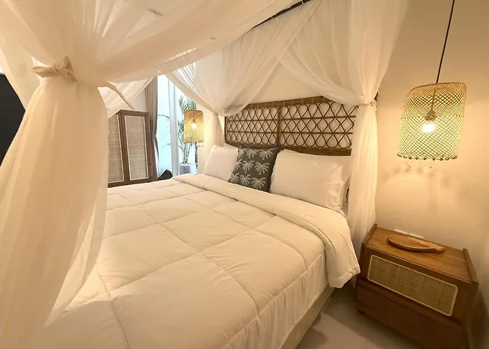 Вилла Kas Legian - 6 Bedroom Семиньяк